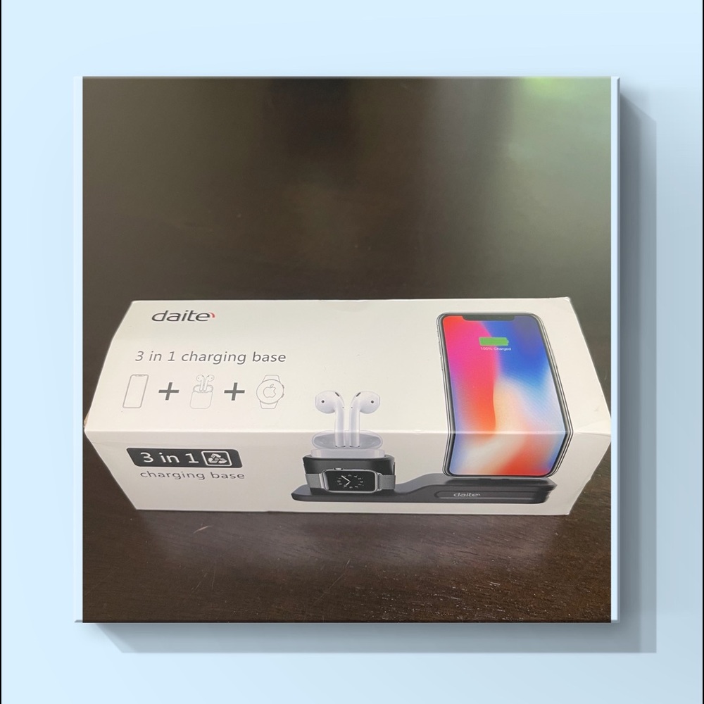 The Best Apple iPhone & AirPod Nightstand